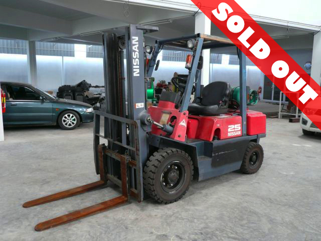 NISSAN 2.5 061157 SOLD
