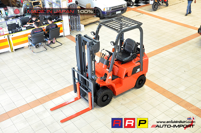 NISSAN Forklift 18 6