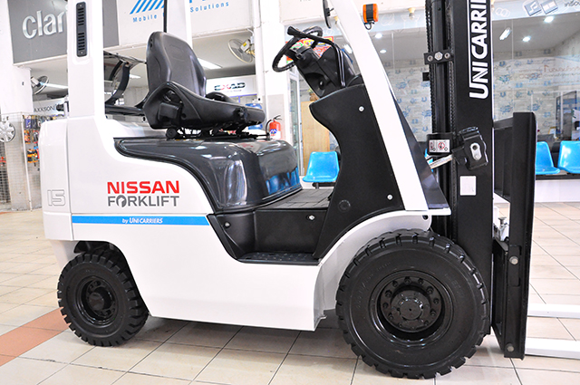 NISSAN Forklift 15 16