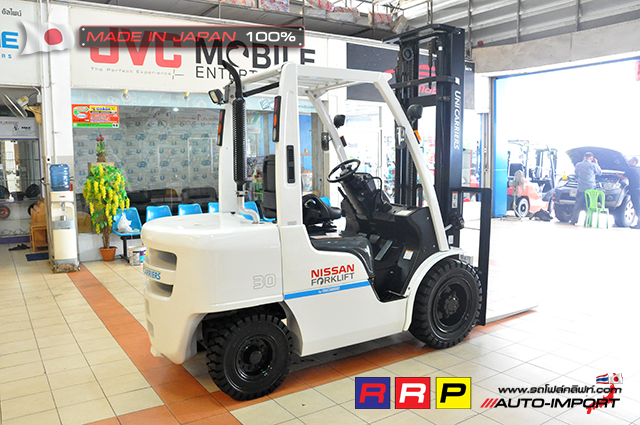 Forklift nissan 30 3