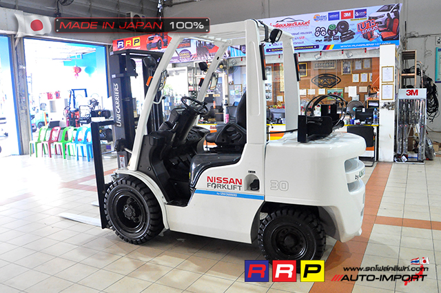 NISSAN Forklift 30 Gasoline 4