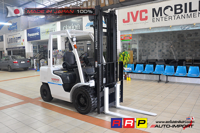 Forklift NISSAN Diesel 30 2