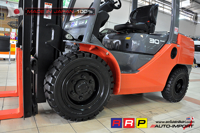 Forklift TOYOTA8 3 TON 19