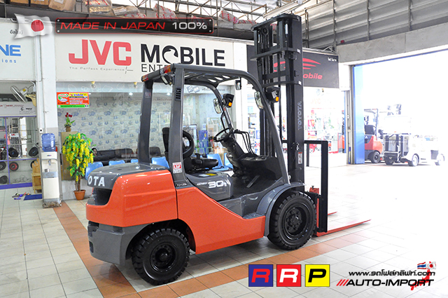 Forklift TOYOTA8 3 TON 3