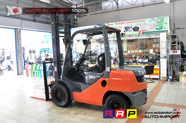 Forklift TOYOTA8 3 TON 4