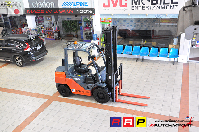 Forklift TOYOTA FDJ30- 5