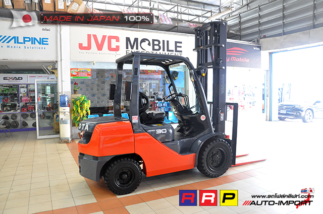 FORKLIFT TOYOTA 30 Diesel 1DZ-III 3