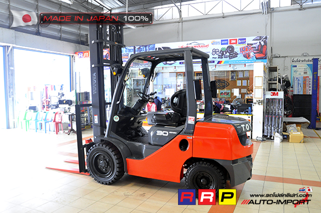 FORKLIFT TOYOTA 30 Diesel 1DZ-III 4