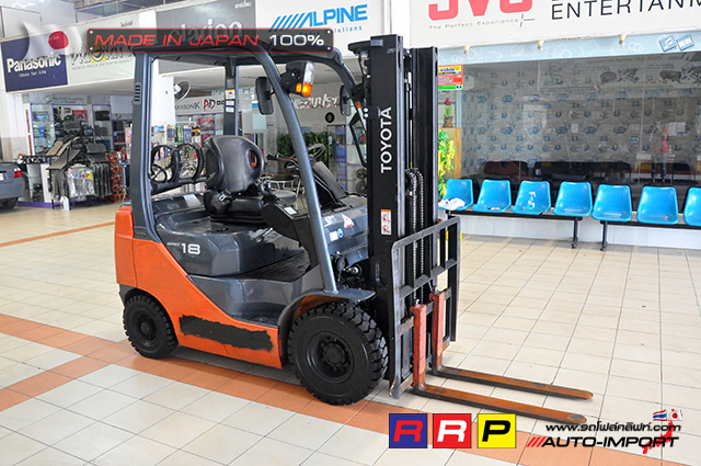 Forklift TOYOTA 18 2