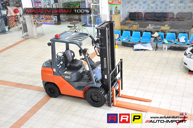 Forklift TOYOTA8-30 5