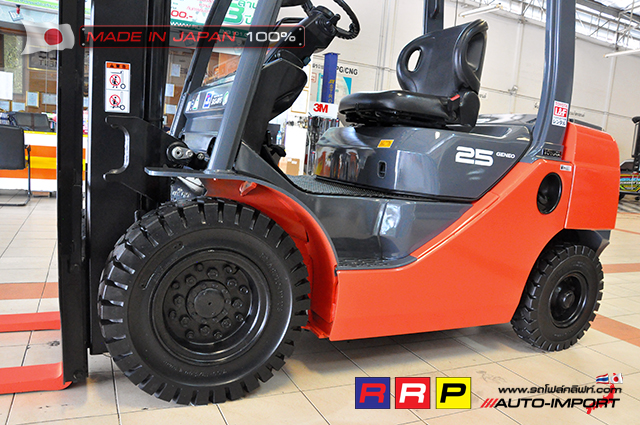 Forklift TOYOTA8-25  19